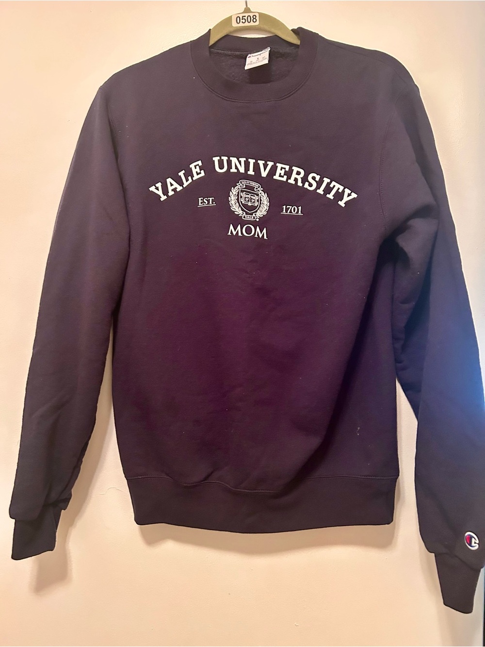 Champion Navy Crewneck Sweatshirt with White Yale Mom Logo Size S.